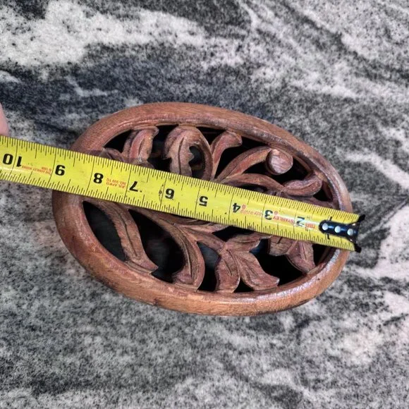 Vintage Hand Carved Potpourri or Trinket Box - Picture 2 of 9